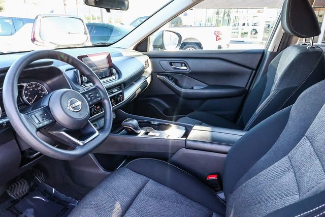 Used 2024 Nissan Rogue SV image 20