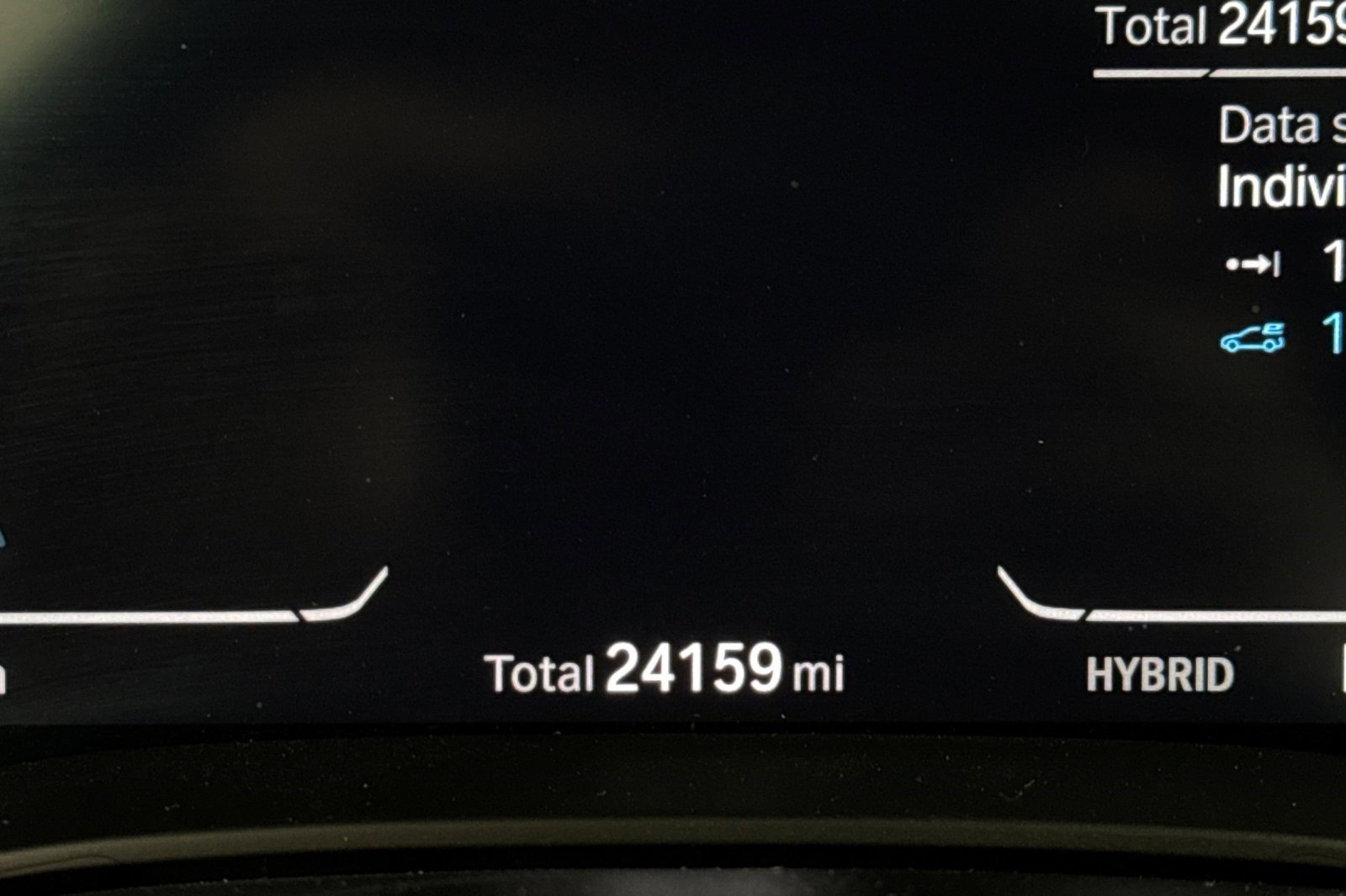 Used 2023 BMW 530e w/ Premium Package image 21