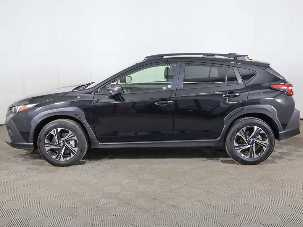 Used 2025 Subaru Crosstrek 2.0i Premium image 17