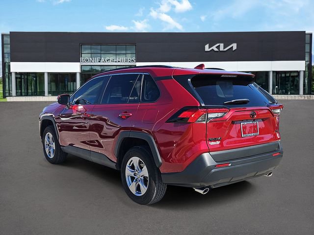 Used 2023 Toyota RAV4 XLE w/ Convenience Package image 3