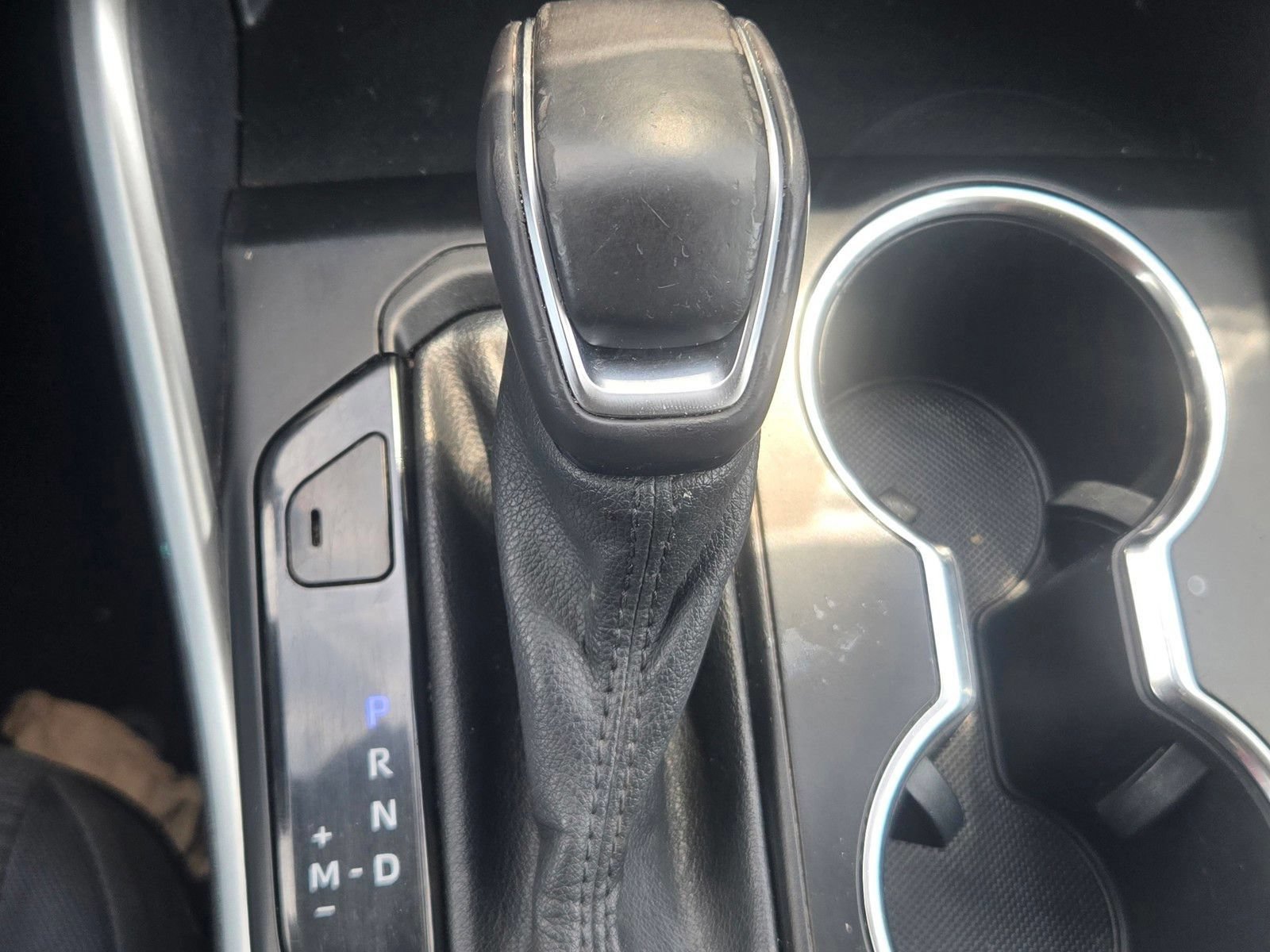 Used 2021 Toyota Highlander LE FWD image 27