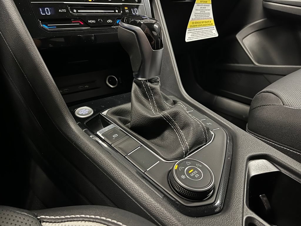 New 2026 Volkswagen Taos SEL AWD/4WD image 14