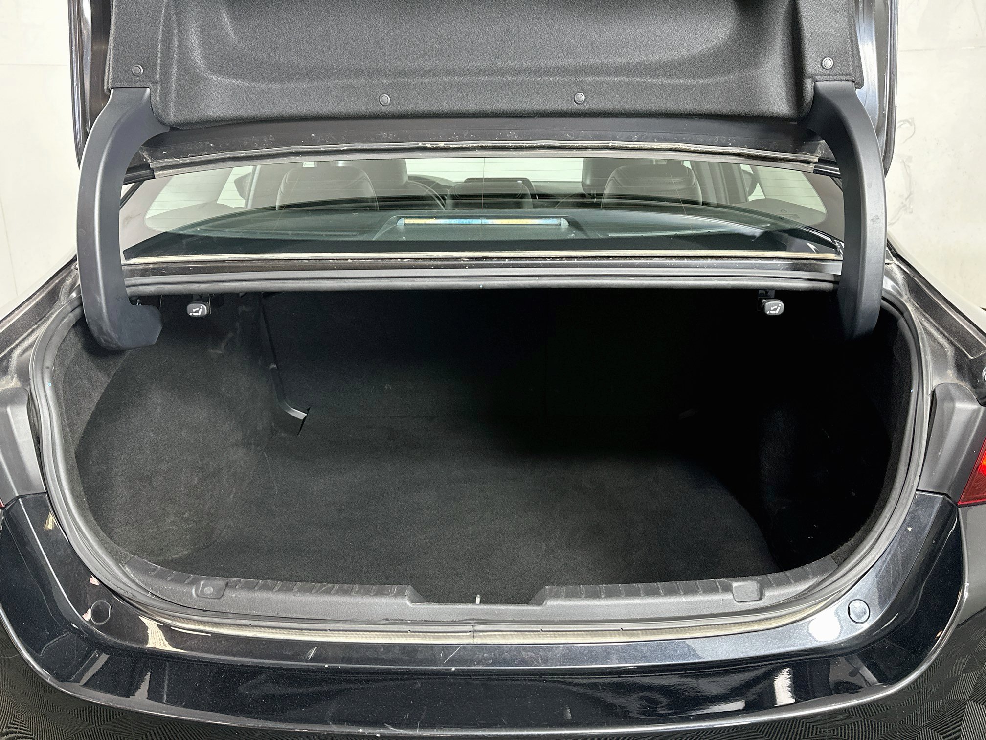 Used 2024 MAZDA MAZDA3 s FWD image 24