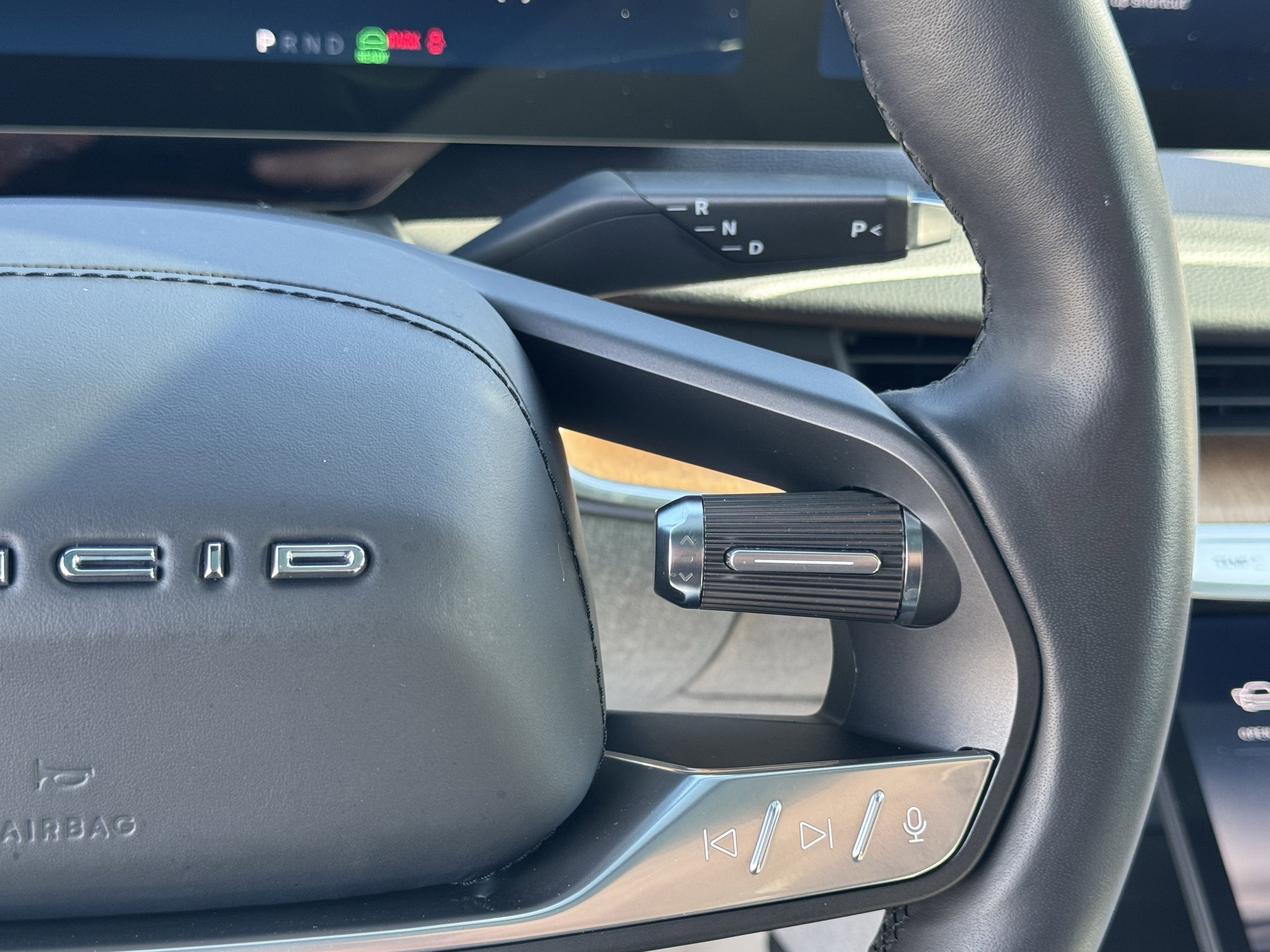 Used 2024 Lucid Air Touring image 22