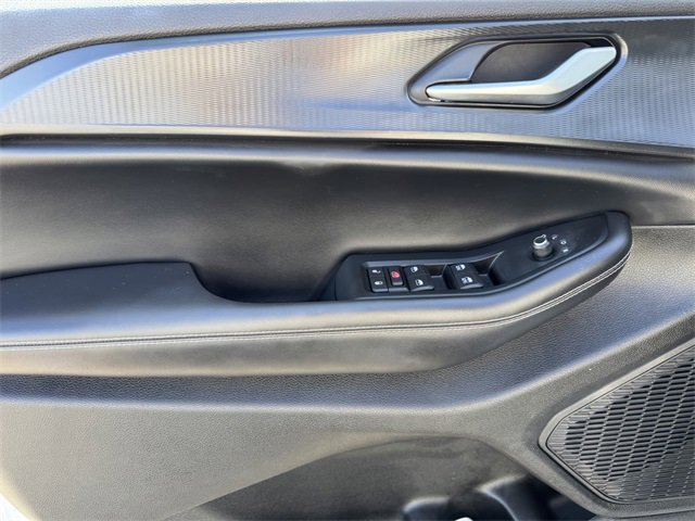 Used 2023 Jeep Grand Cherokee Altitude image 12