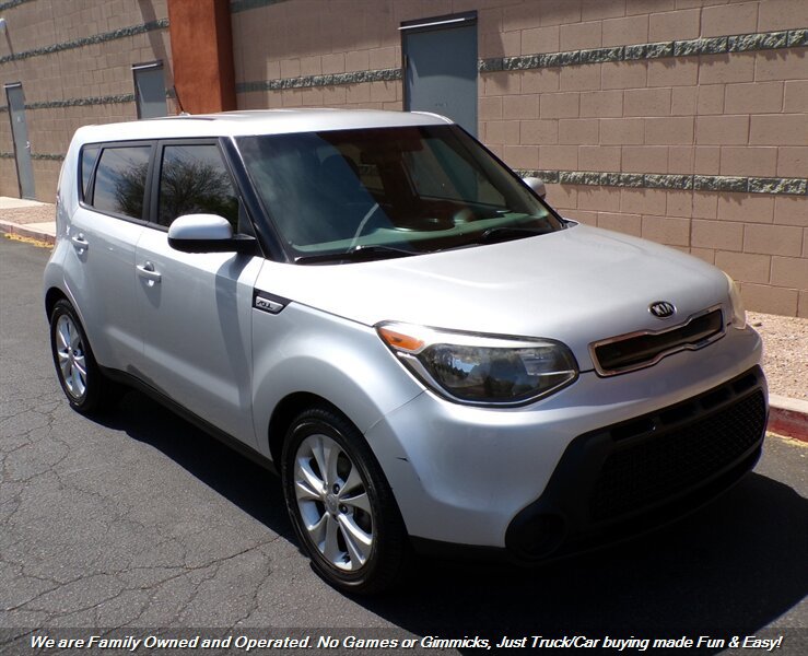 Used 2015 Kia Soul + FWD image 1
