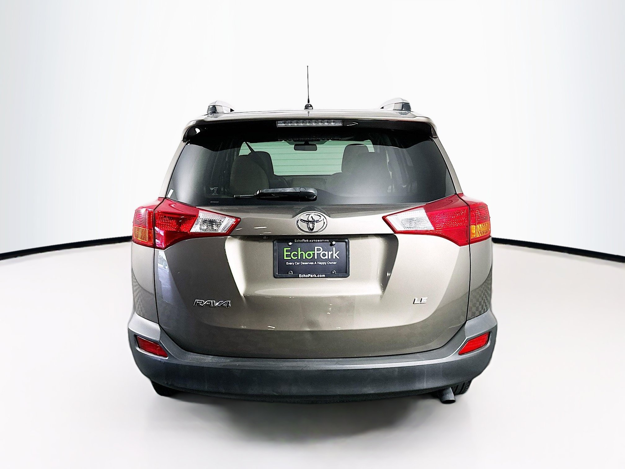 Used 2013 Toyota RAV4 LE FWD image 7