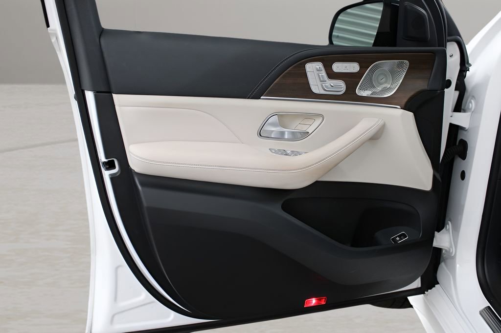 Used 2024 Mercedes-Benz GLE 53 AMG 4MATIC Coupe image 10