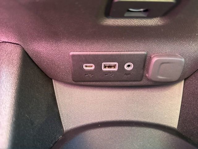 Used 2024 Chevrolet Malibu RS FWD image 22