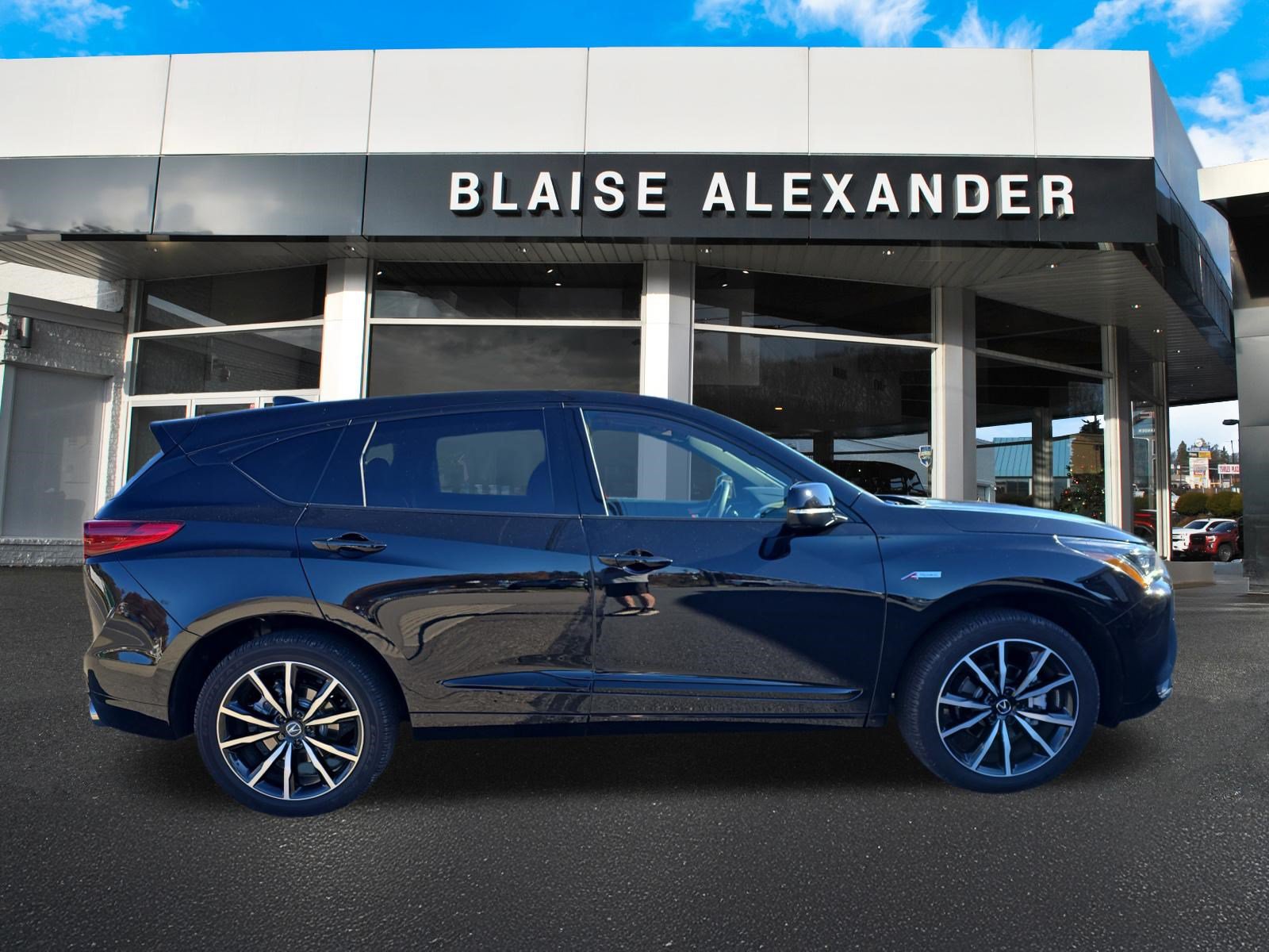 Used 2026 Acura RDX w/ Advance Package AWD/4WD image 2