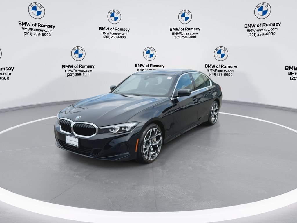 Used 2026 BMW 330i xDrive Sedan w/ Premium Package AWD/4WD image 4