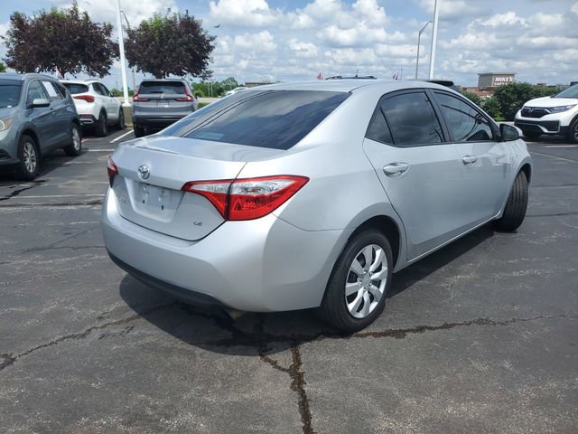 Used 2016 Toyota Corolla LE FWD image 4
