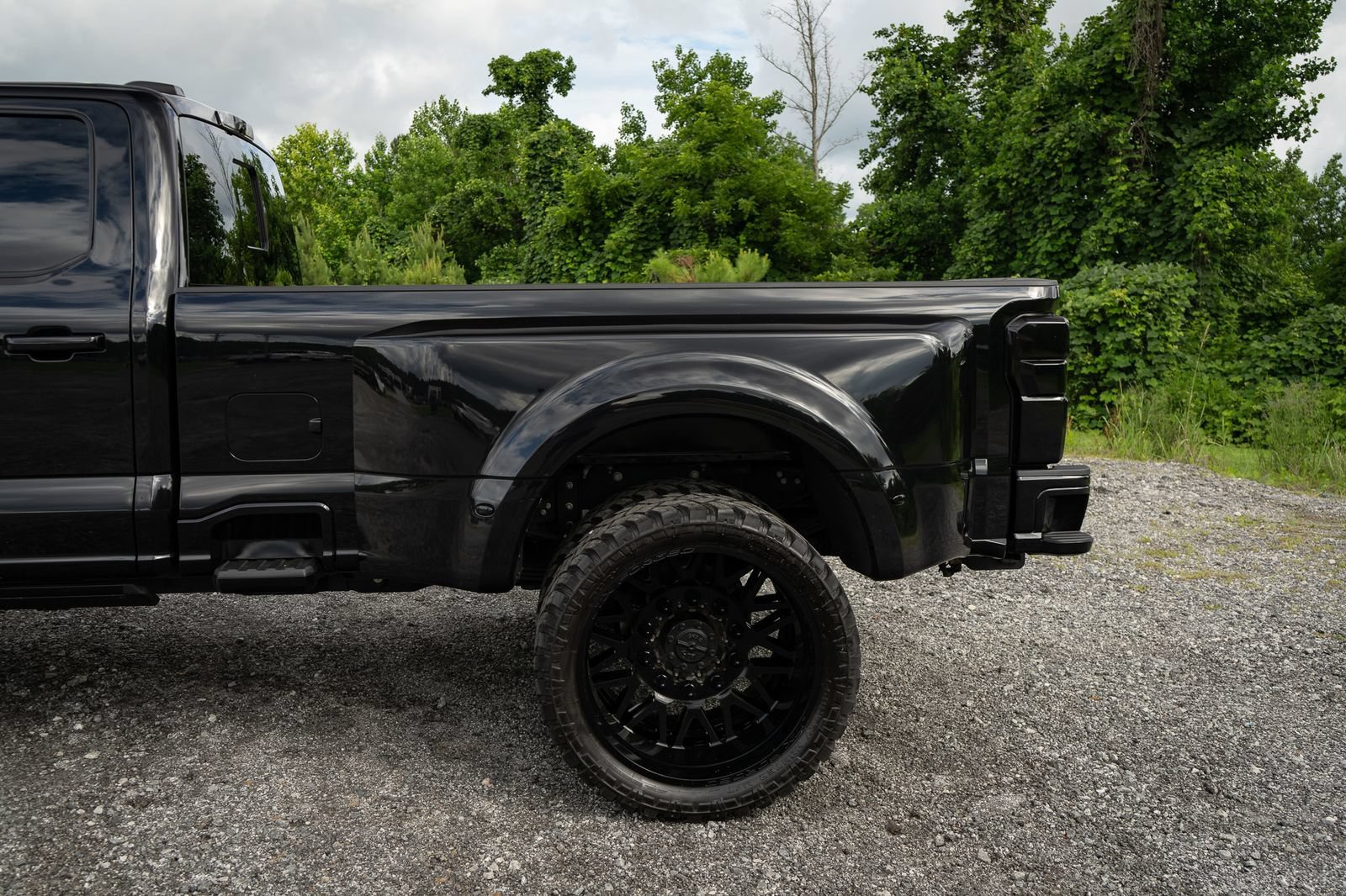 Used 2024 Ford F450 Limited AWD/4WD image 15