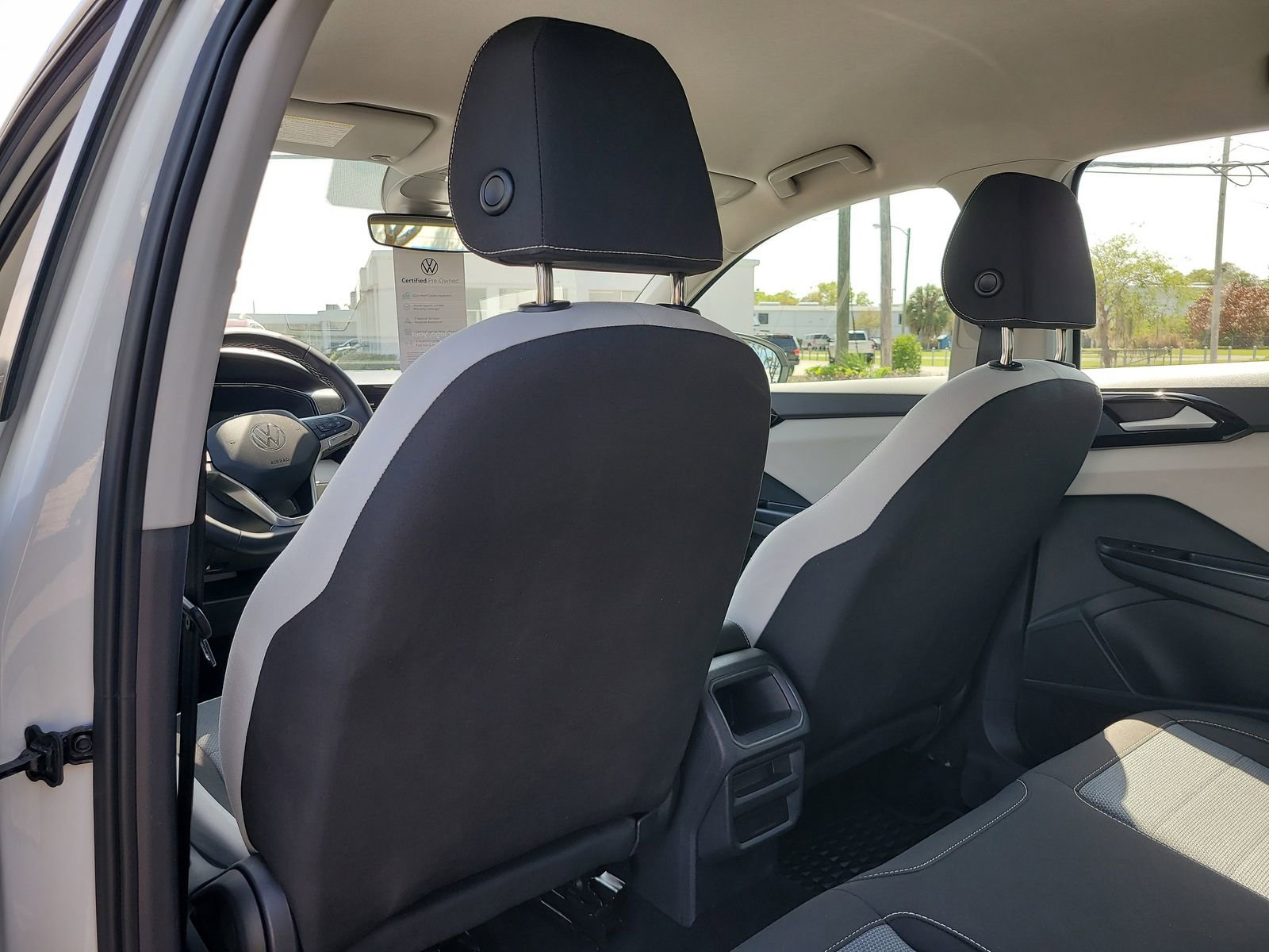 Certified 2025 Volkswagen Taos S FWD image 13