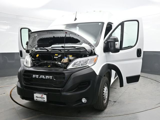 Used 2025 RAM ProMaster 2500 w/ Convenience Group image 40