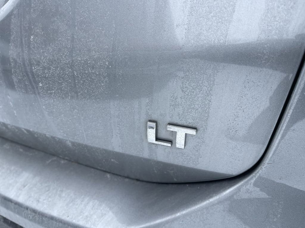 Used 2023 Chevrolet Equinox LT image 11