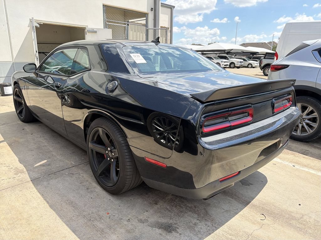 Used 2020 Dodge Challenger SRT Hellcat RWD image 4