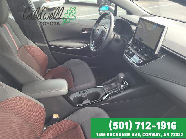 Used 2025 Toyota Corolla SE w/ SE Premium Package image 26