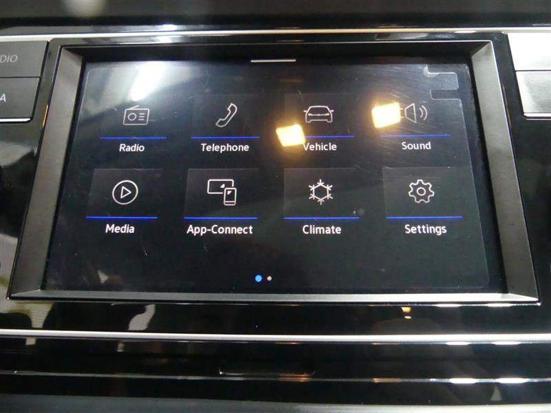 Used 2024 Volkswagen Jetta SE FWD image 40