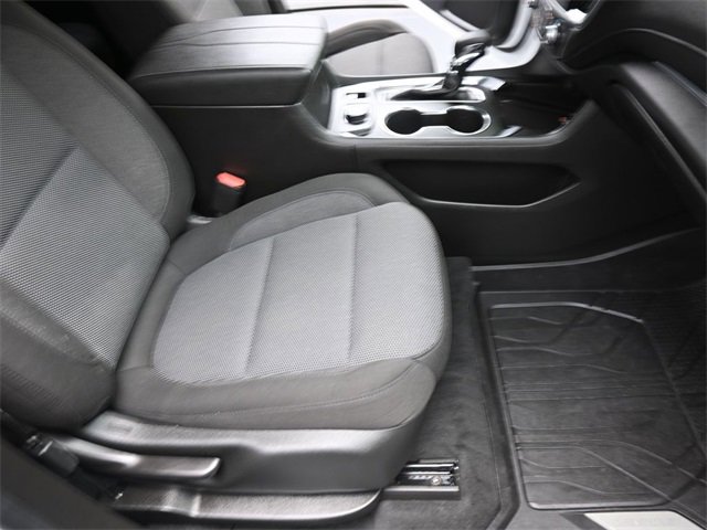 Used 2023 Chevrolet Traverse LT image 27
