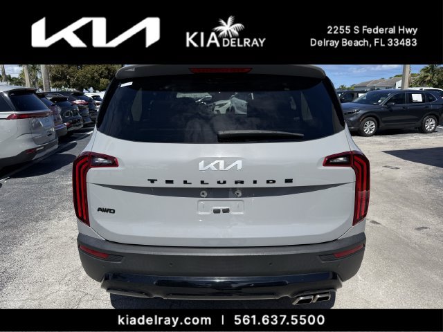 Certified 2022 Kia Telluride SX w/ SX Prestige Package AWD/4WD image 4