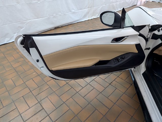 New 2026 MAZDA MX-5 Miata Grand Touring w/ Appearance Package RWD image 17