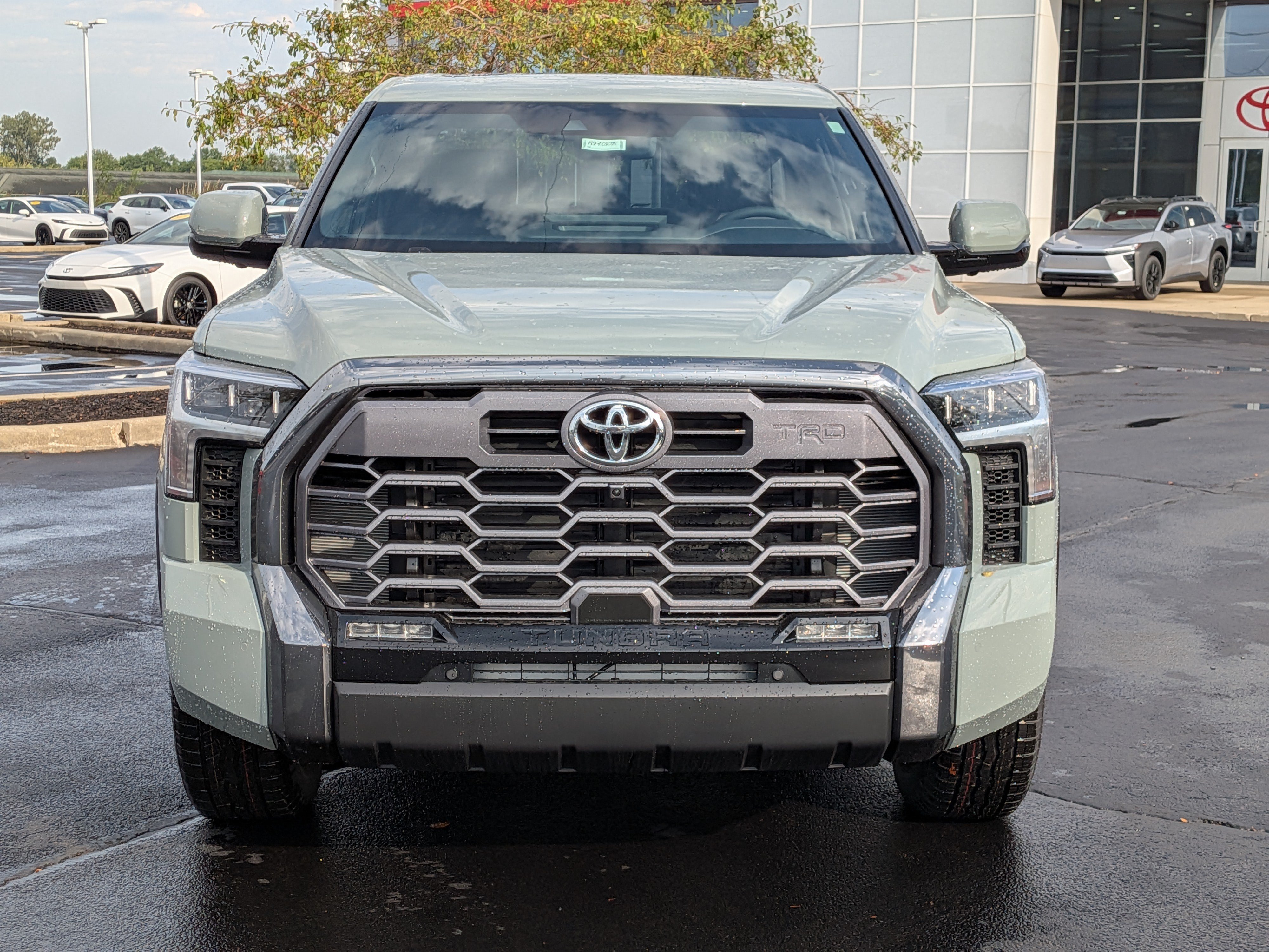New 2026 Toyota Tundra Platinum w/ TRD Off-Road Package AWD/4WD image 2