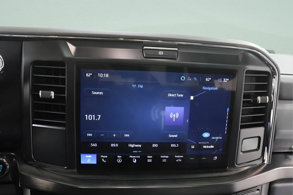 Used 2026 Ford F250 Lariat w/ Black Appearance Package image 13