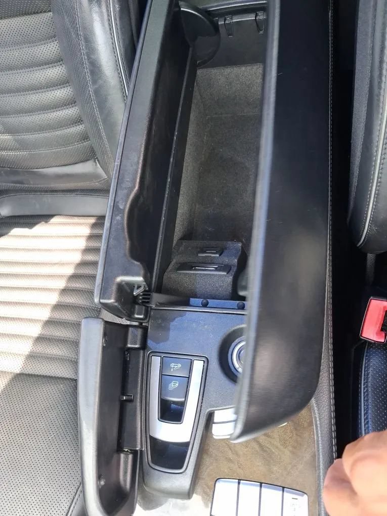 Used 2013 Mercedes-Benz SL 550 w/ Premium Pkg image 19