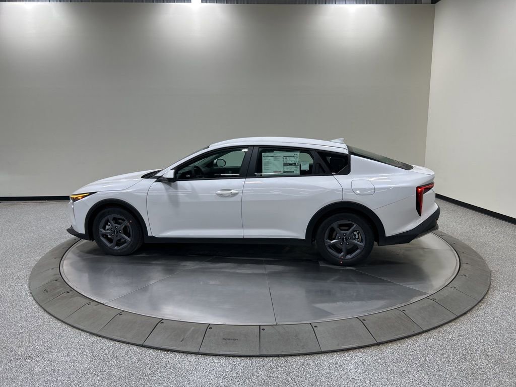 New 2026 Kia K4 LXS image 8