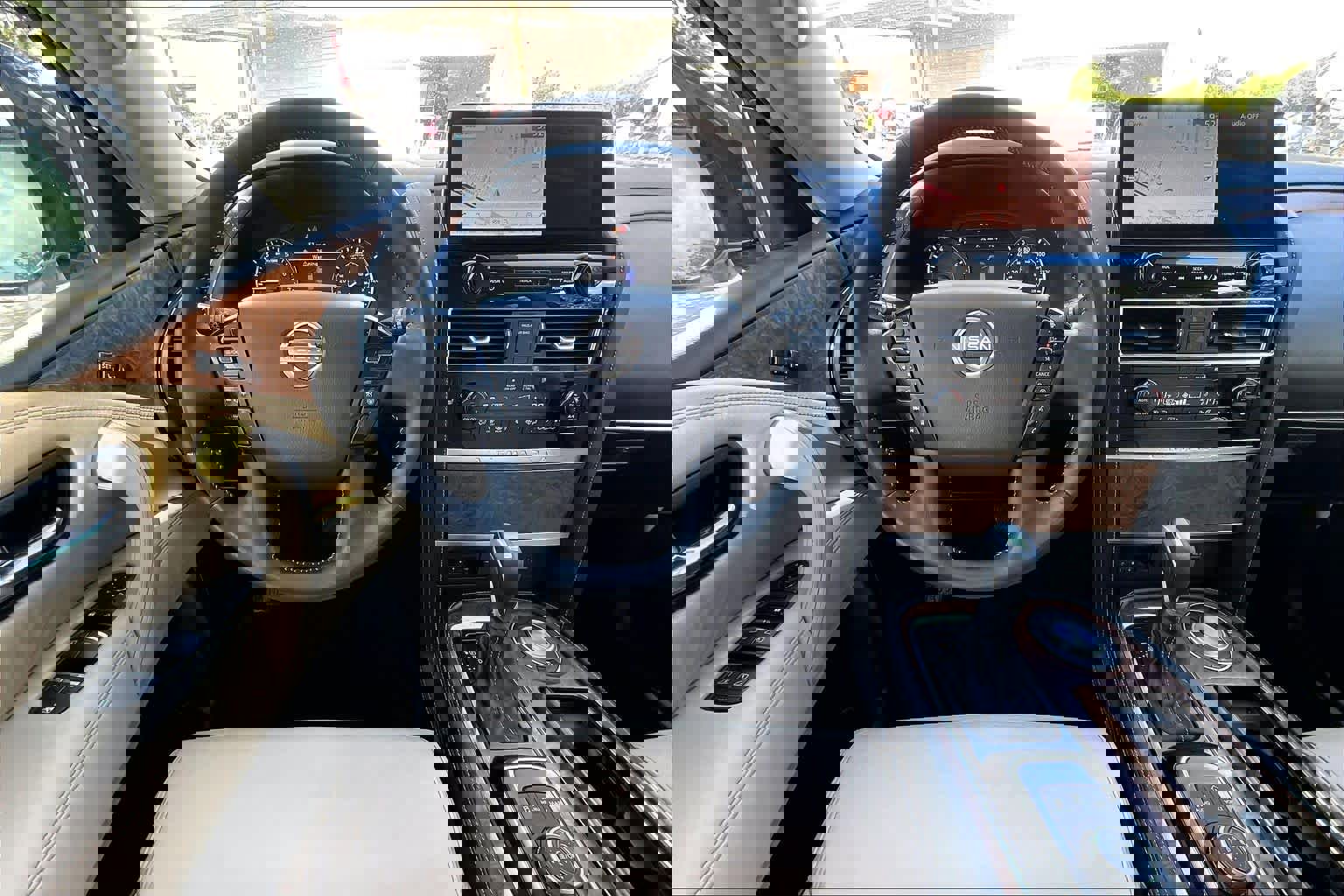 Used 2023 Nissan Armada SL w/ Cargo Package image 6