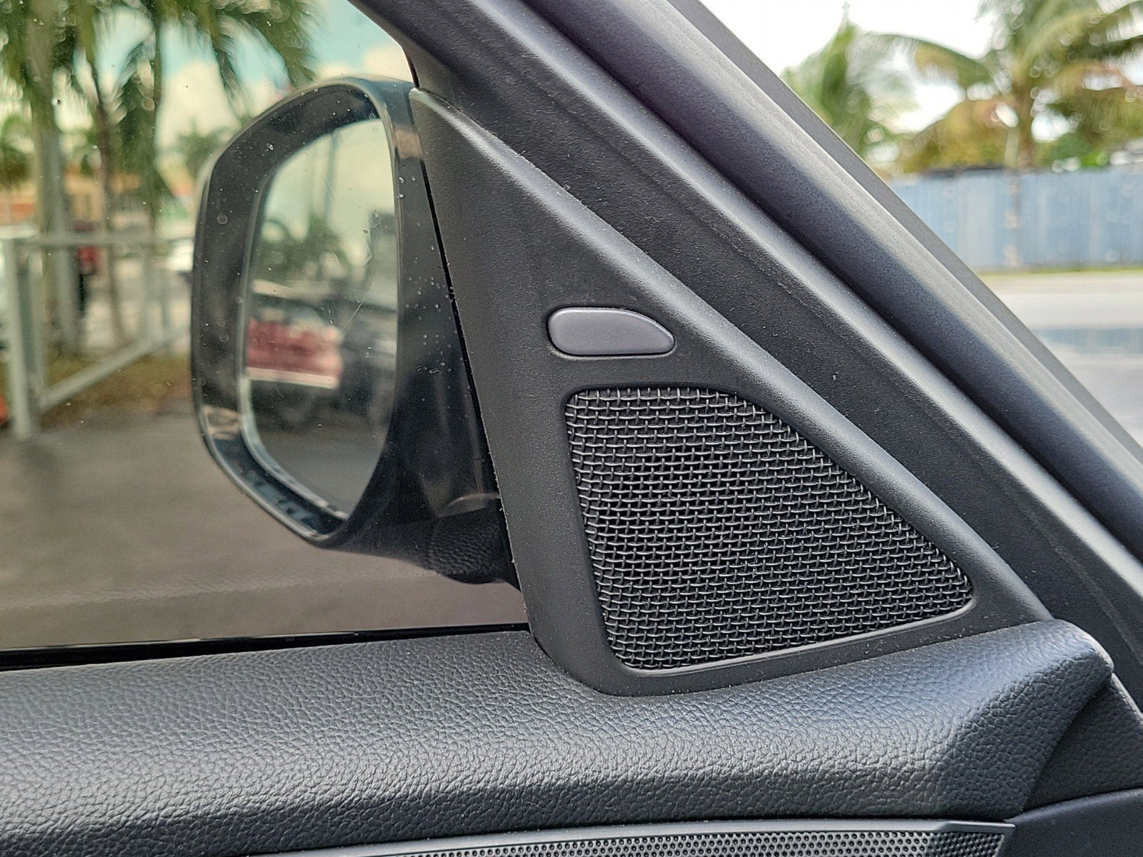 Used 2015 INFINITI Q70 L 5.6 image 30