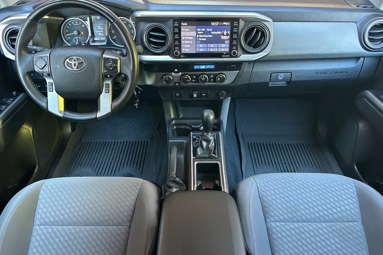 Used 2022 Toyota Tacoma SR5 AWD/4WD image 17