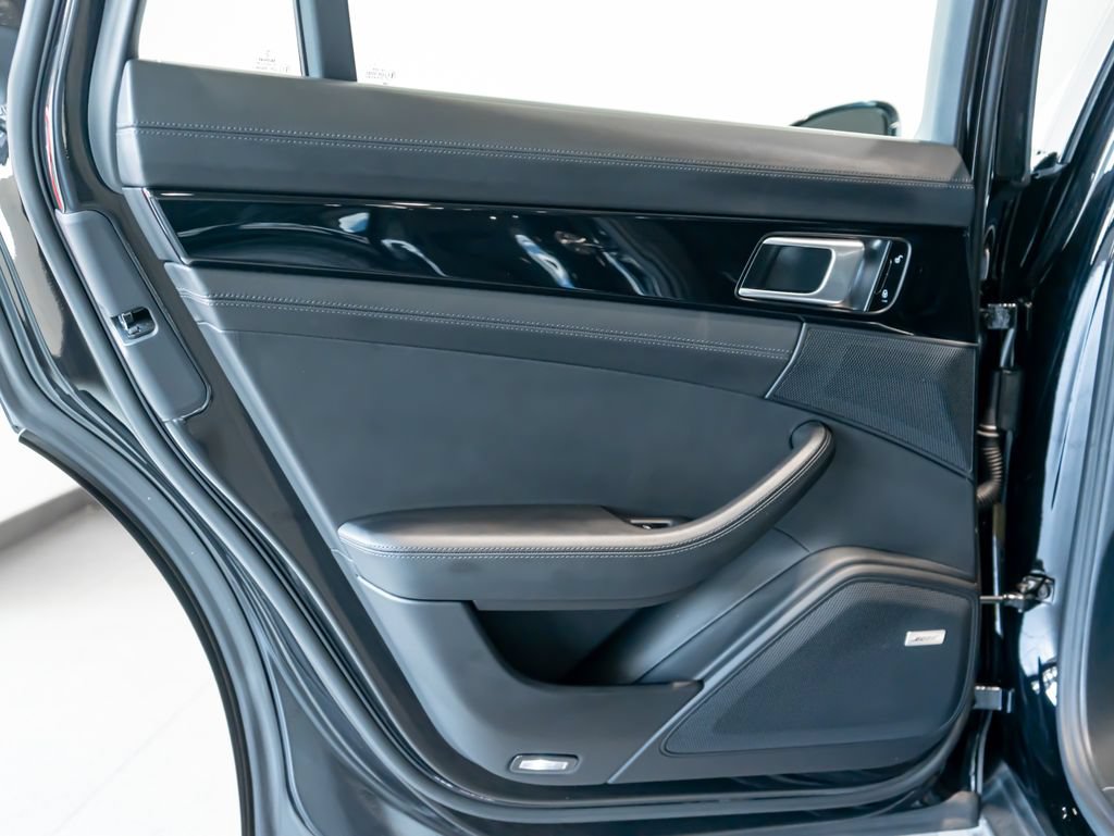 Certified 2018 Porsche Panamera Turbo AWD/4WD image 19