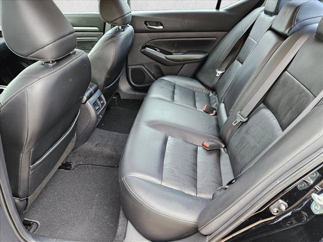Used 2020 Nissan Altima 2.0 Platinum FWD image 18