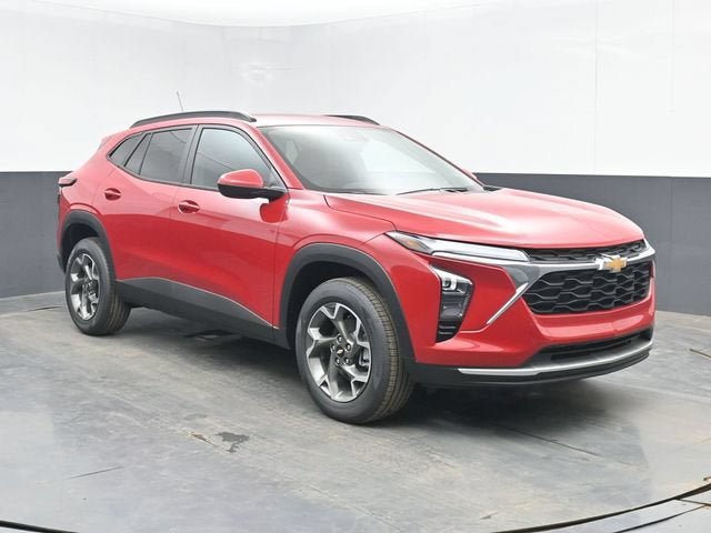 New 2026 Chevrolet Trax LT FWD image 2