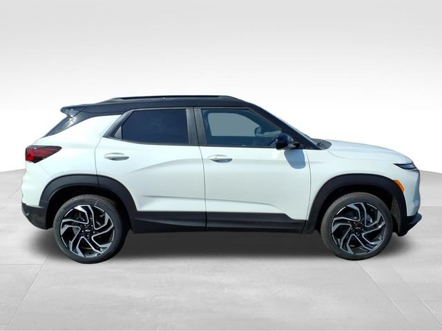 New 2026 Chevrolet TrailBlazer RS w/ Convenience Package AWD/4WD video 2