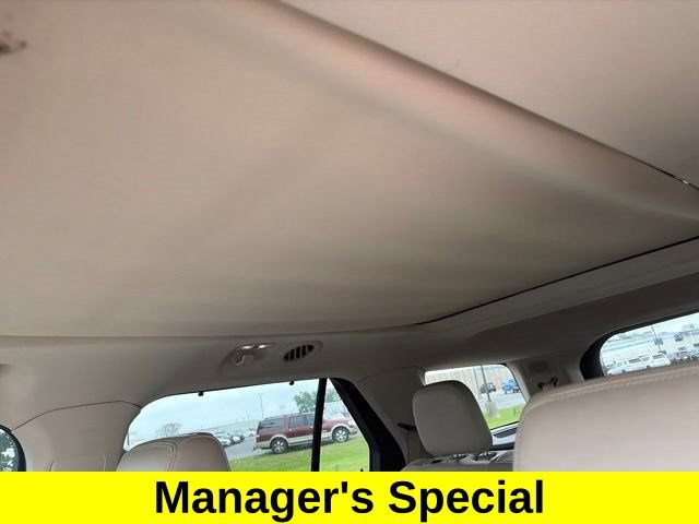 Used 2020 Ford Explorer Platinum w/ Premium Technology Package AWD/4WD image 32