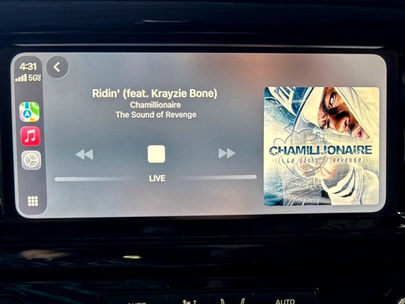 Used 2017 Land Rover Discovery HSE image 43