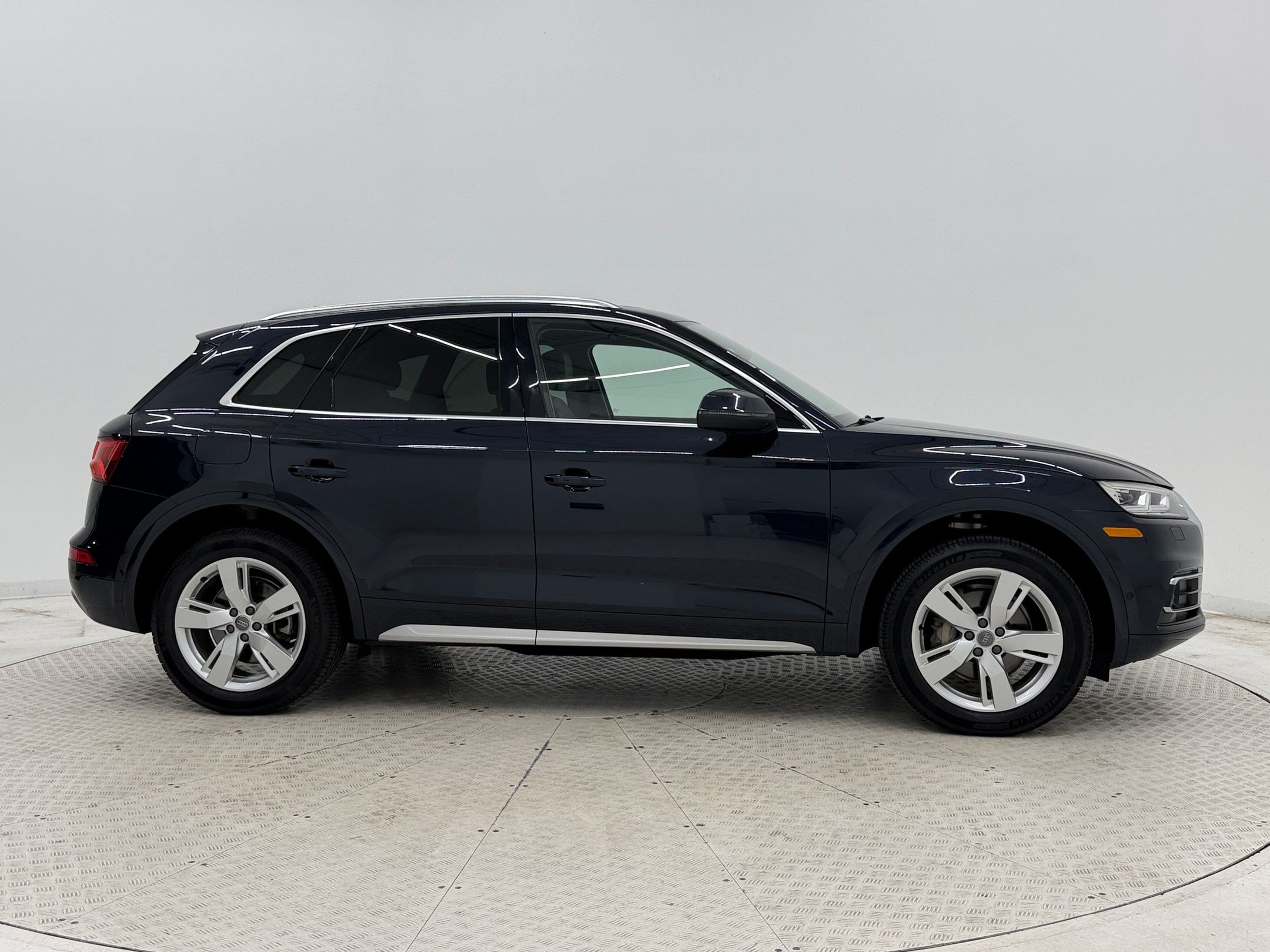 Used 2019 Audi Q5 Prestige w/ Prestige Package AWD/4WD image 8