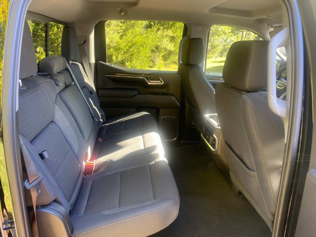 Used 2023 GMC Sierra 1500 Elevation w/ Preferred Package RWD image 33
