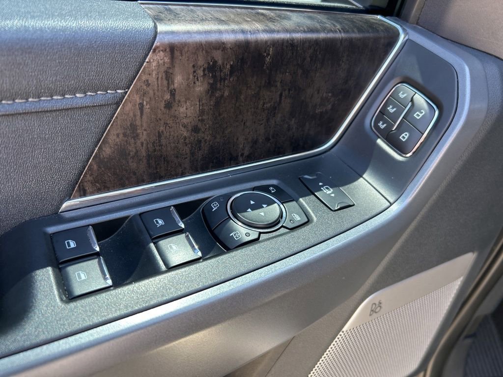 Used 2024 Ford F350 Lariat w/ Lariat Ultimate Package image 18
