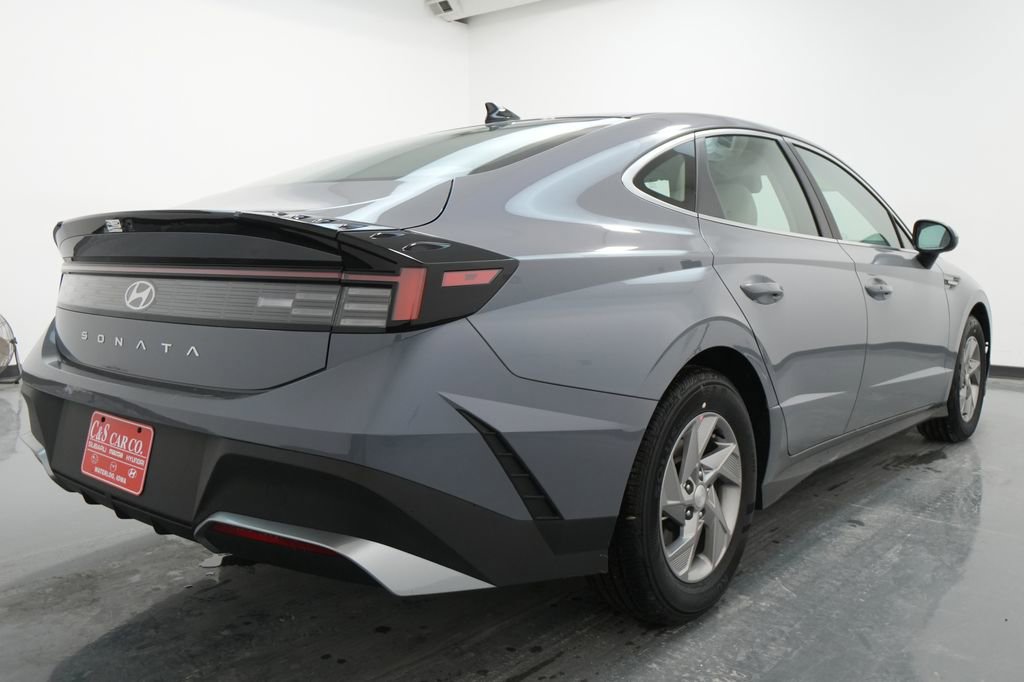New 2026 Hyundai Sonata SE FWD image 9
