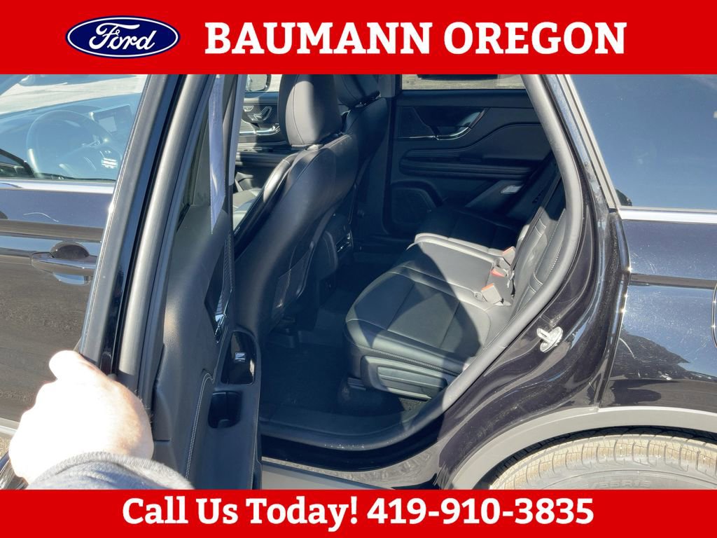 Used 2022 Lincoln Corsair AWD w/ Premium Package image 15