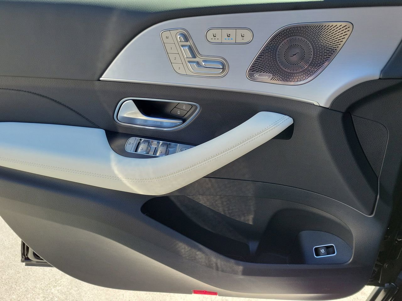 New 2026 Mercedes-Benz GLE 580 4MATIC image 24