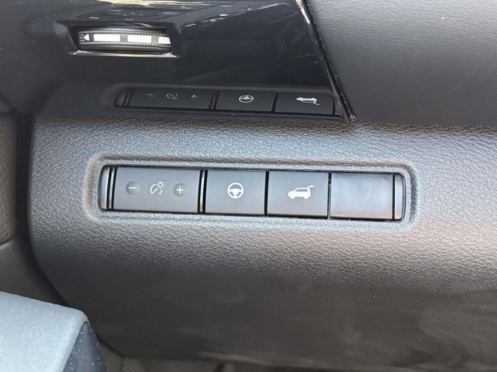 New 2026 Nissan Pathfinder SV AWD/4WD image 25