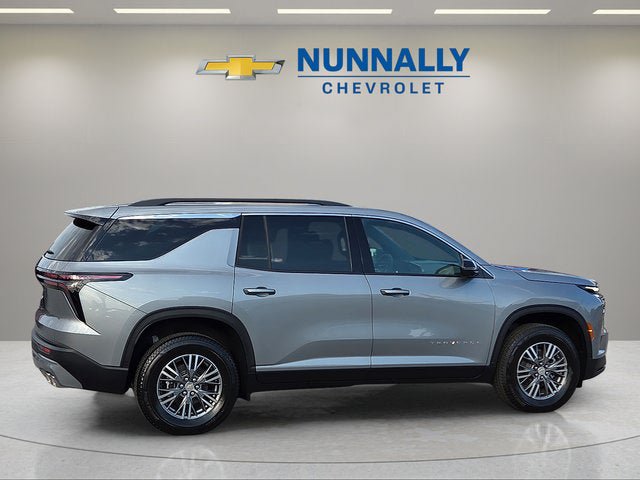 New 2027 Chevrolet Traverse LT w/ Driver Confidence Package AWD/4WD image 5