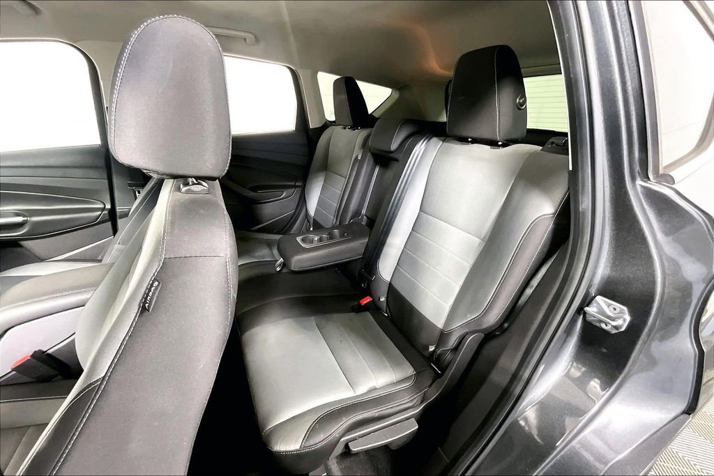 Used 2016 Ford Escape SE image 24