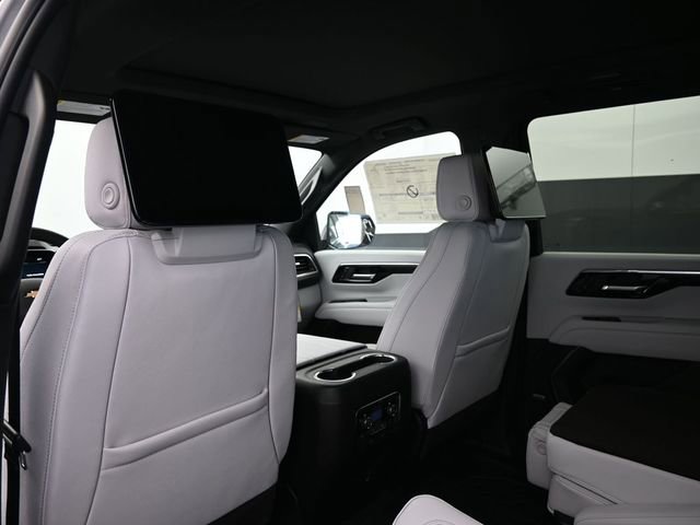 New 2026 Chevrolet Suburban High Country image 21