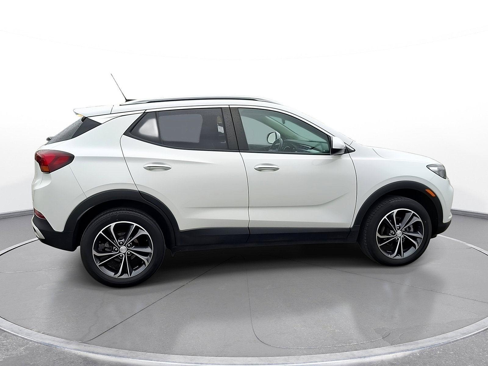 Used 2023 Buick Encore GX Select AWD/4WD image 9